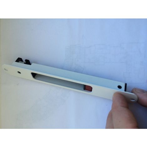 Фото Защелка раздвижного алюминиевого окна Provedal белая ответная планка, крючок, 2 шурупа Алюминиевый профиль для балконов 5