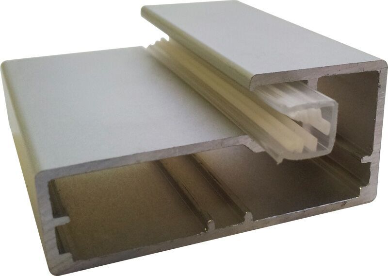 Фото Уплотнитель ПП для алюминиевого профиля вставка 4 мм L=3000 мм Алюминиевые профили для мебели 